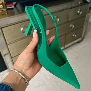 ZARA GREEN FABRIC HEELED SLINGBACKS